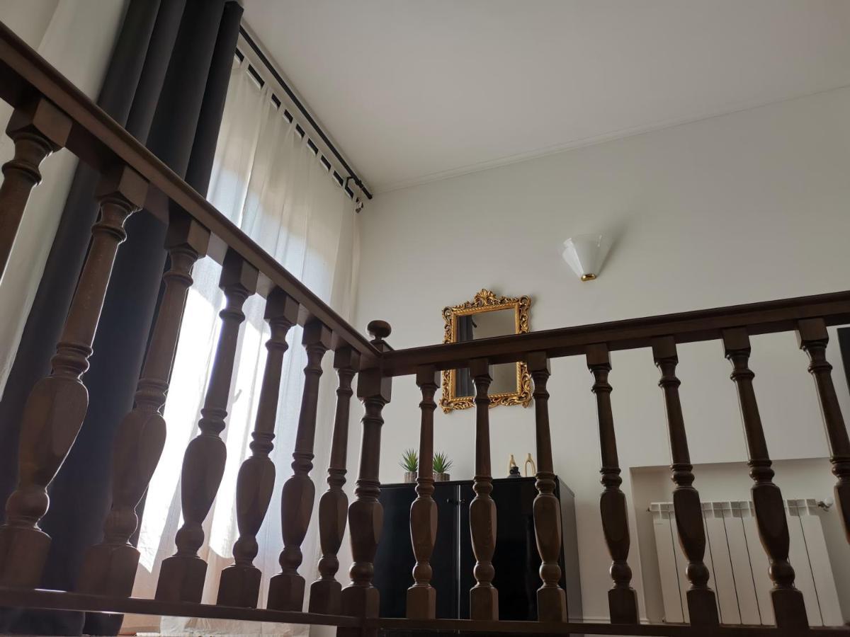 Villa Flora Affittacamere Luni Eksteriør bilde