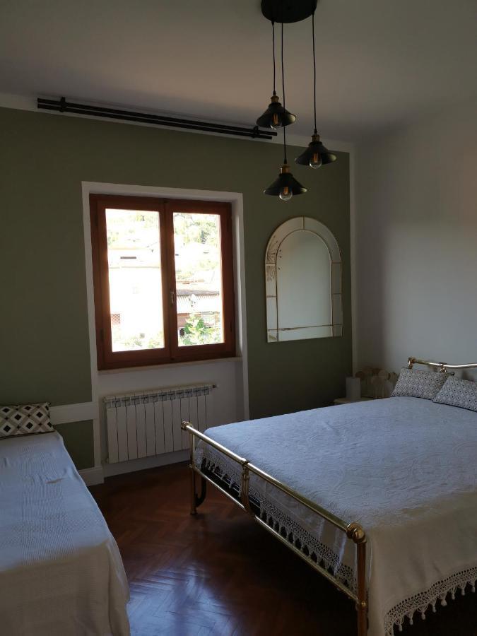 Villa Flora Affittacamere Luni Eksteriør bilde