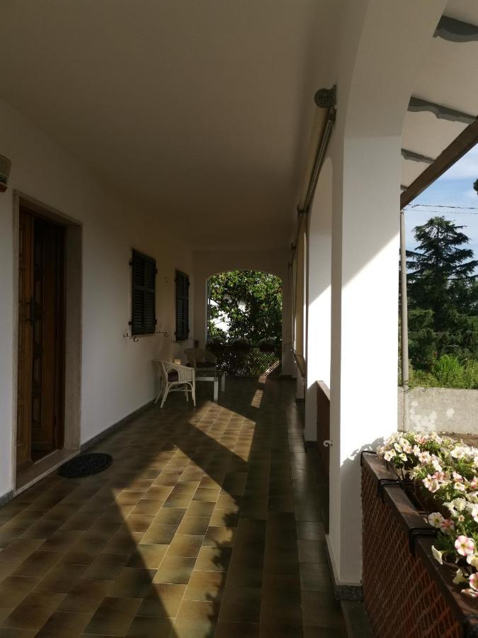 Villa Flora Affittacamere Luni Eksteriør bilde