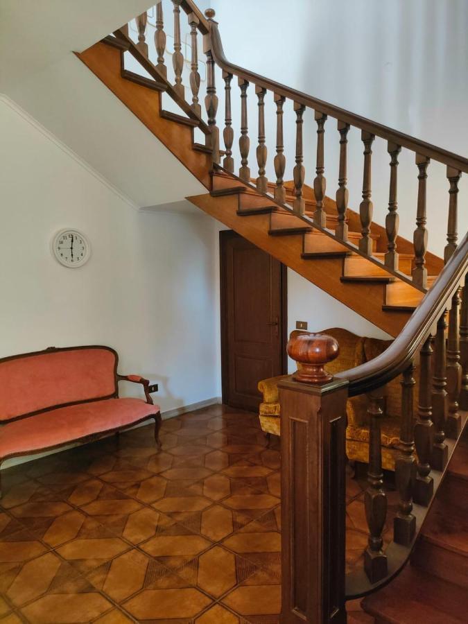 Villa Flora Affittacamere Luni Eksteriør bilde