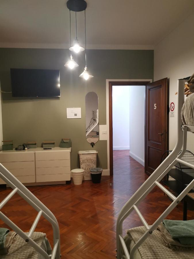 Villa Flora Affittacamere Luni Eksteriør bilde